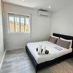 Staysanto In Лориш