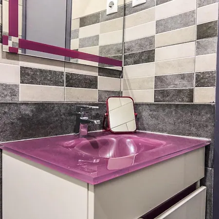 Staysanto In * Loures