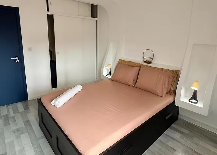 Гостевой дом Staysanto In *